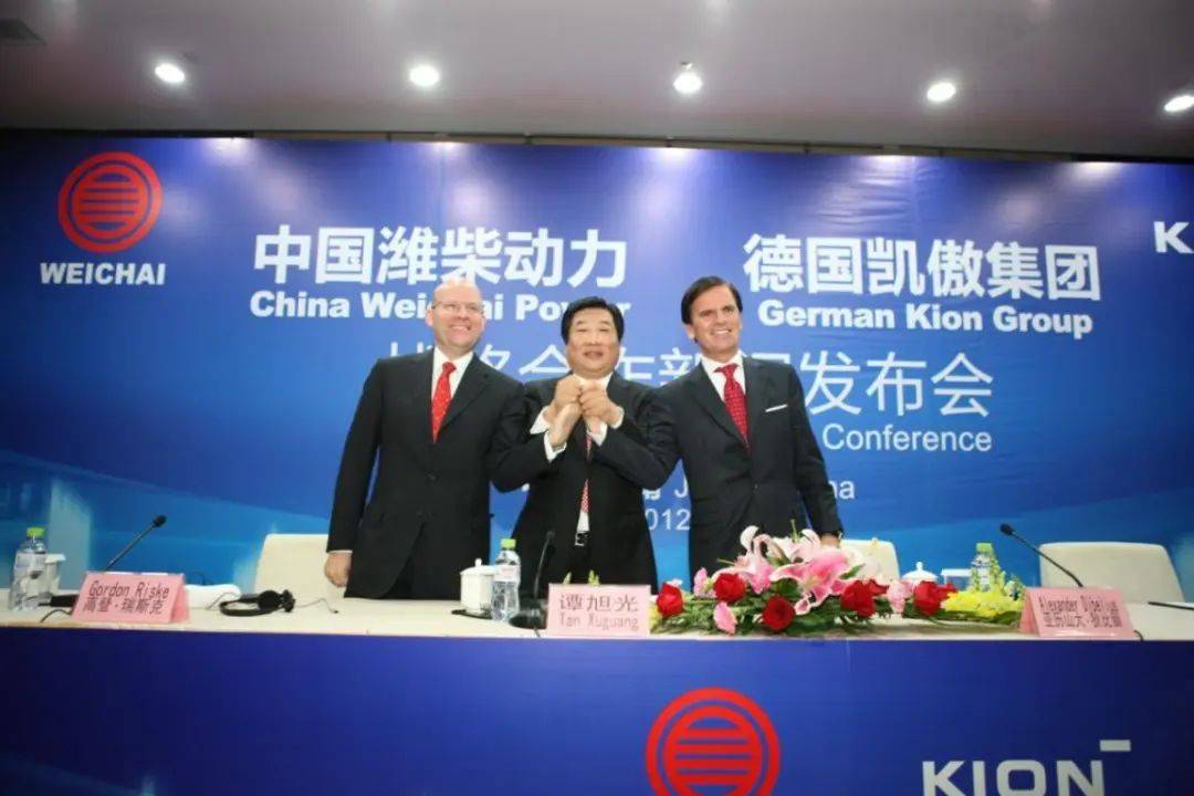 法兰克福继续胜利，保持追赶领先者的脚步！