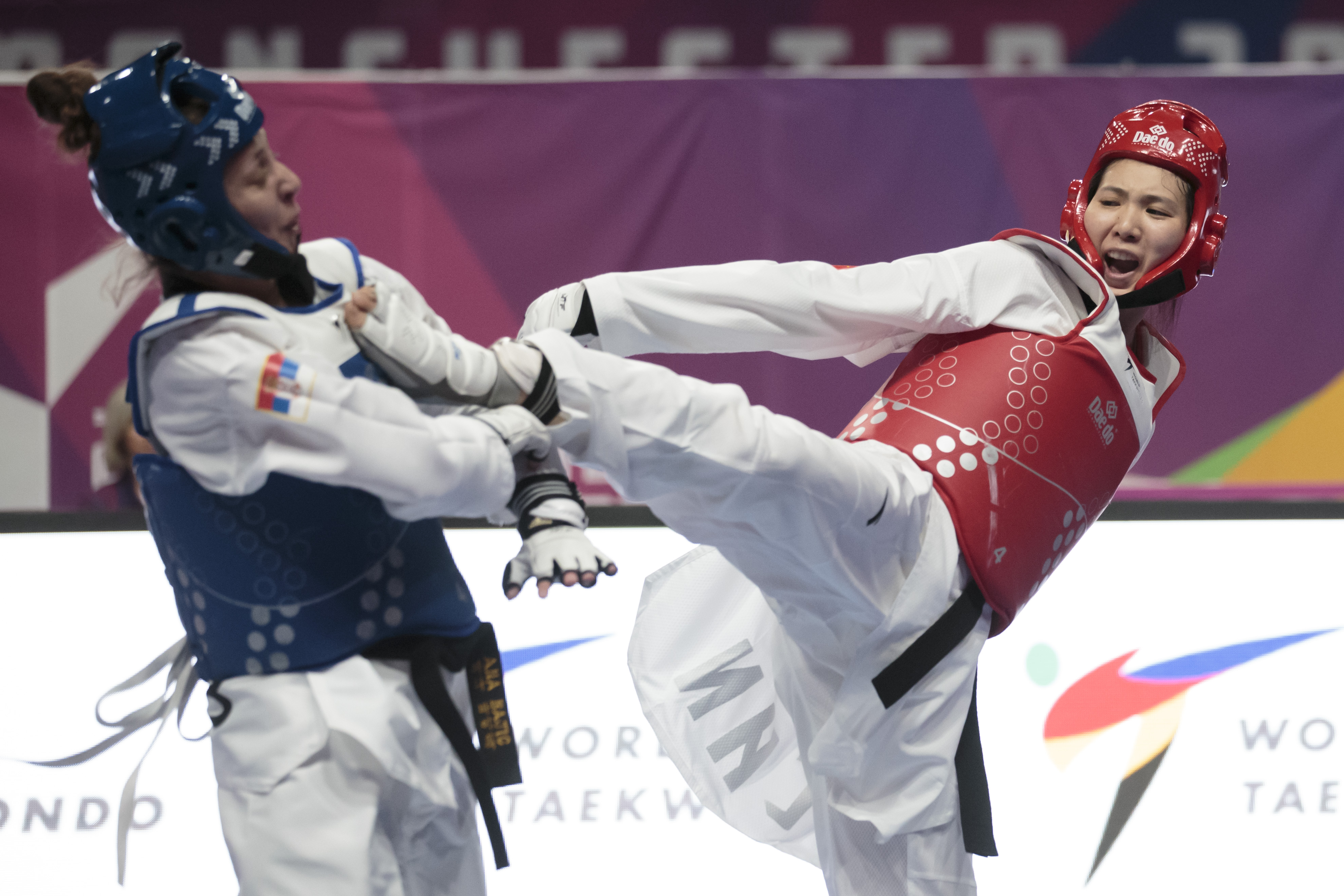 西班牙选手在跆拳道赛中夺金 西班牙选手在跆拳道赛中夺金