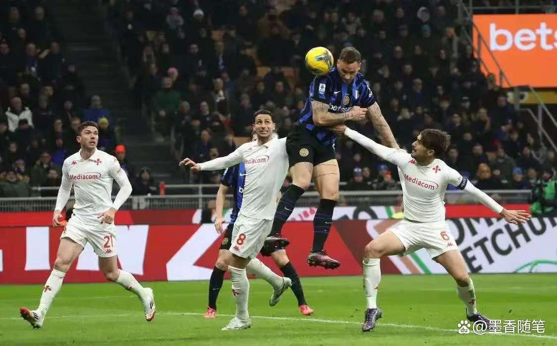 佛罗伦萨球员战术配合默契,力克对手的简单介绍 佛罗伦萨球员战术配合默契,力克对手的简单介绍