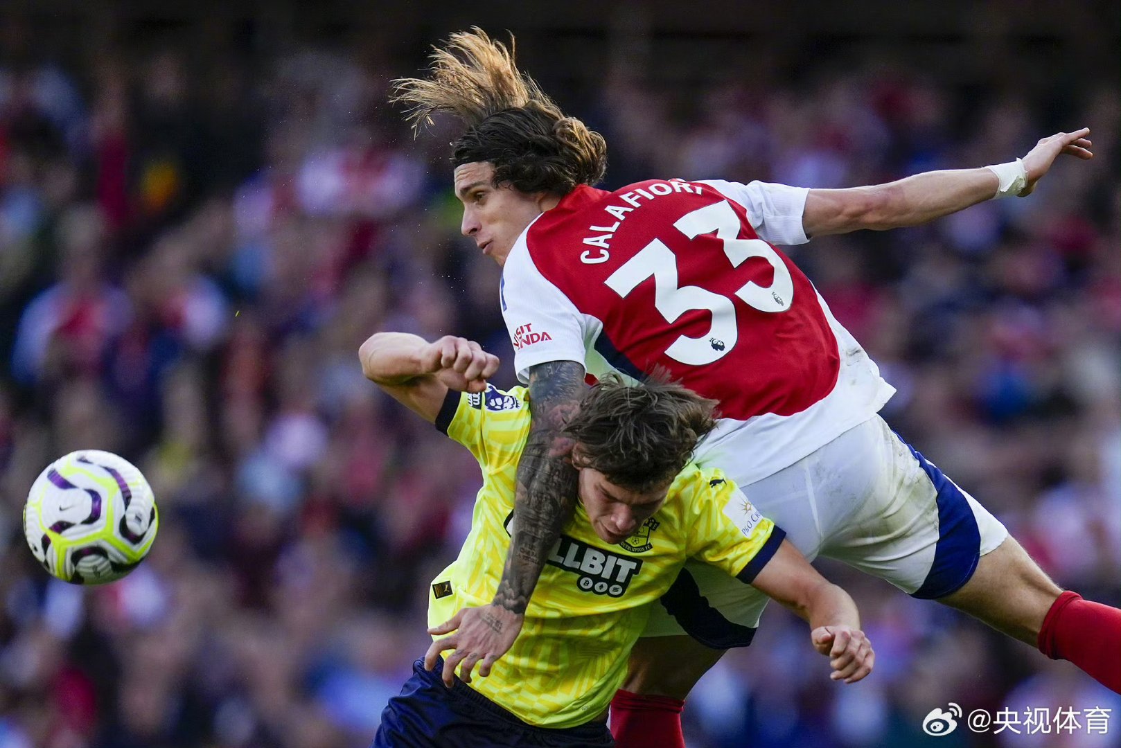 关于江苏胜上海大显实力联赛榜首的信息