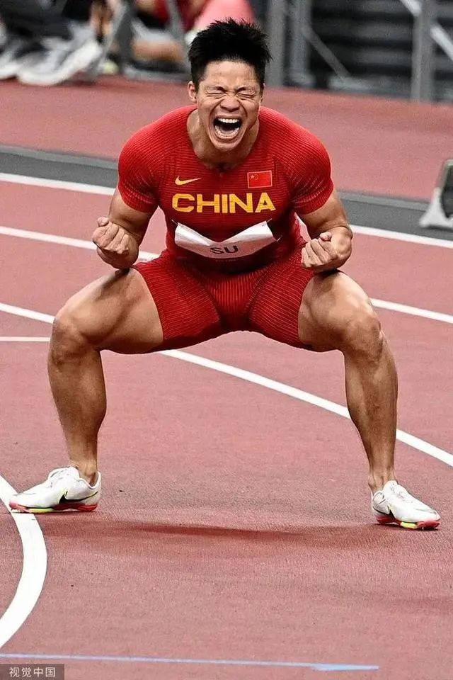 国内球员在大洲比赛中跻身前列 国内球员在大洲比赛中跻身前列