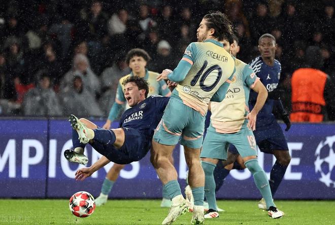 曼城大胜多特蒙德,轻松晋级半决赛 曼城大胜多特蒙德,轻松晋级半决赛