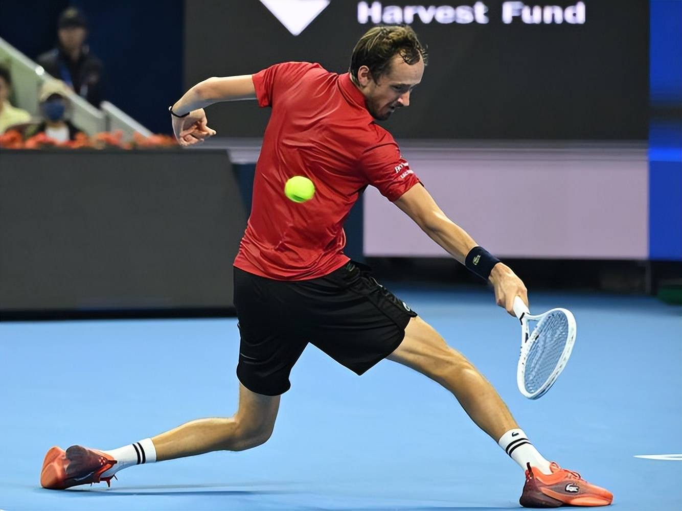 关于西班牙网球队翻盘澳大利亚网球队,梅德韦杰夫惊艳世界的信息 关于西班牙网球队翻盘澳大利亚网球队,梅德韦杰夫惊艳世界的信息