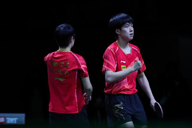 沃尔夫斯堡士气高昂,横扫对手取得胜利 沃尔夫斯堡士气高昂,横扫对手取得胜利