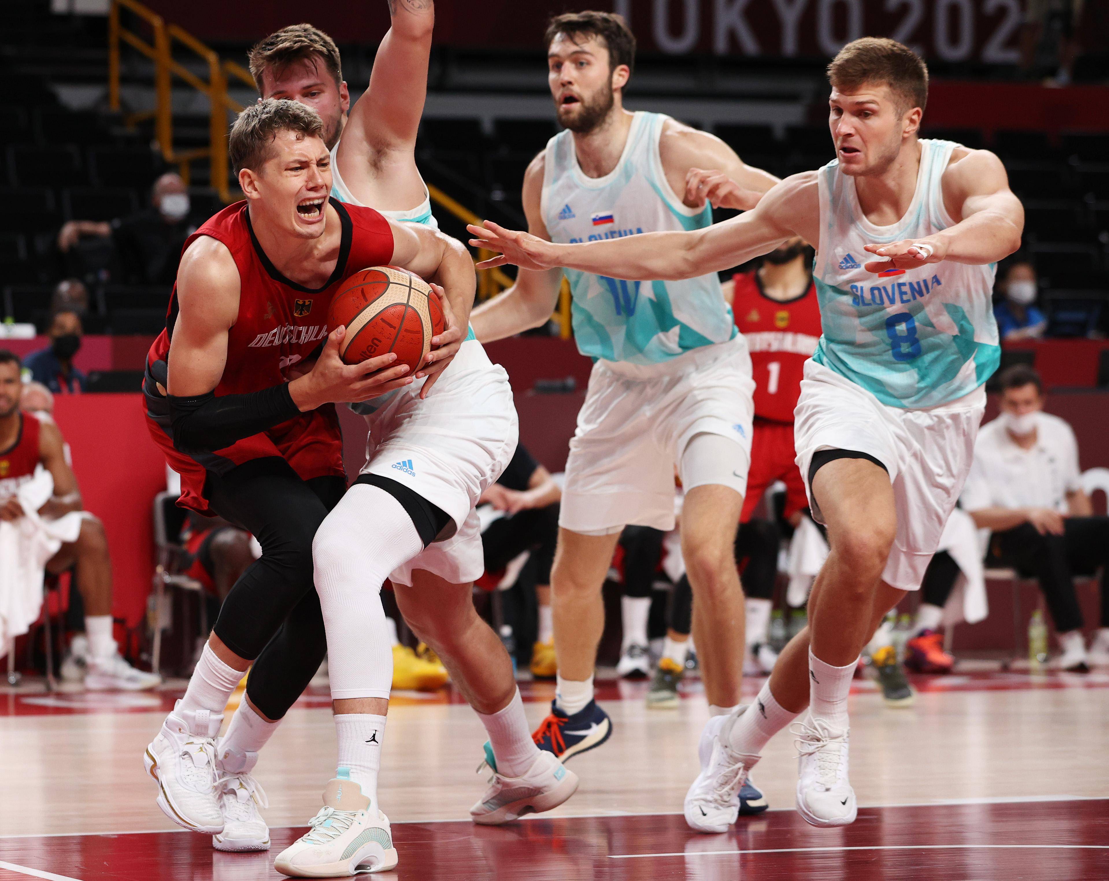 斯洛伐克意外负于斯洛文尼亚,出线形势不妙 斯洛伐克意外负于斯洛文尼亚,出线形势不妙