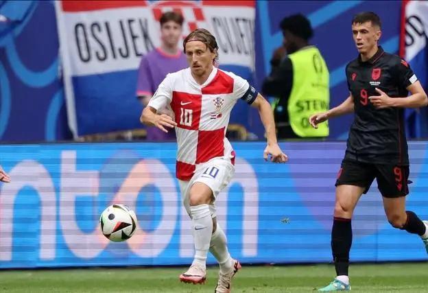 阿尔巴尼亚晋级受阻,出局命运蹊跷 阿尔巴尼亚晋级受阻,出局命运蹊跷