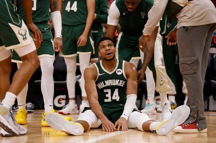 雄鹿力克热火，字母哥再现神勇表现