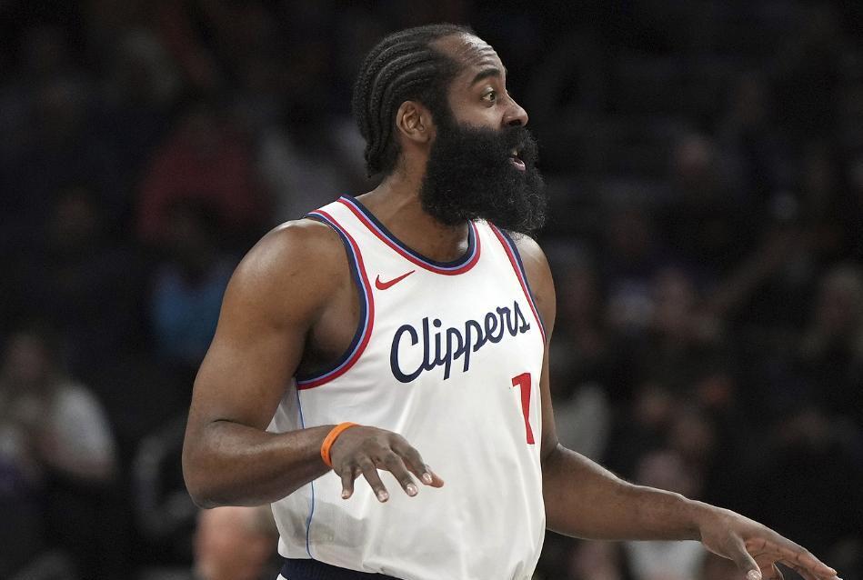 雷霆险胜国王，哈登砍下33分