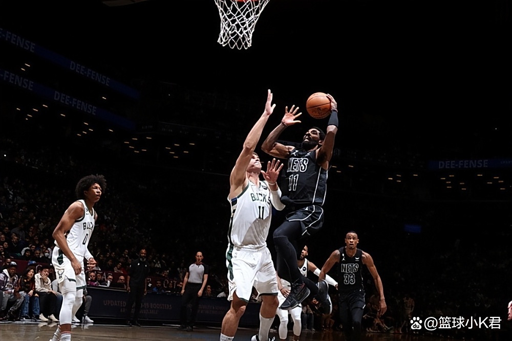 雄鹿客场击败篮网继续领跑 雄鹿客场击败篮网继续领跑