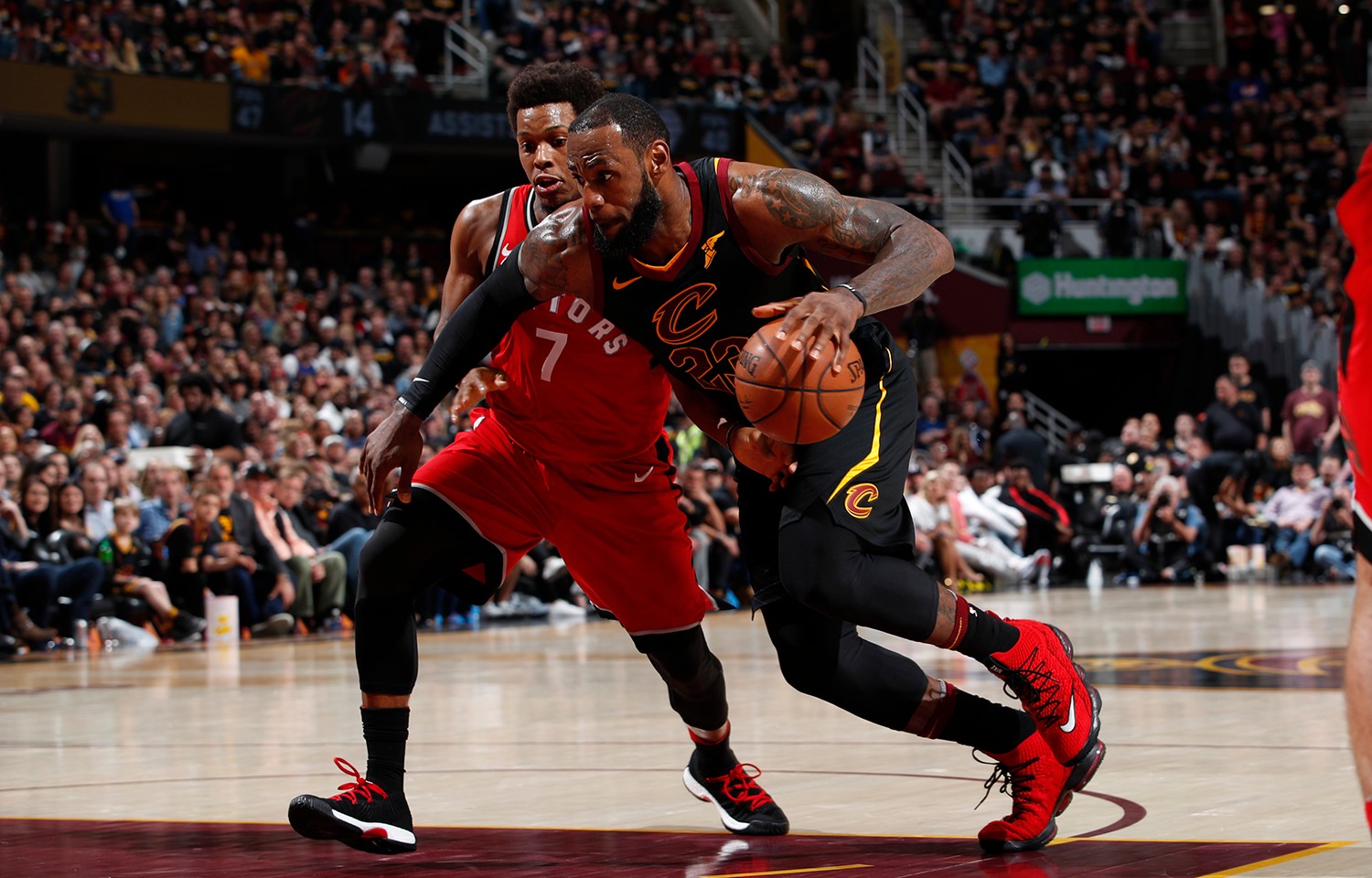 猛龙胜骑士,领跑东部保持不败 猛龙胜骑士,领跑东部保持不败