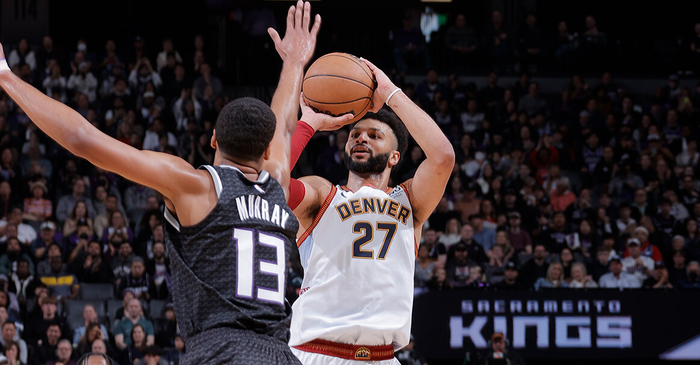 鹈鹕完胜浙江队，布克状态火热的简单介绍